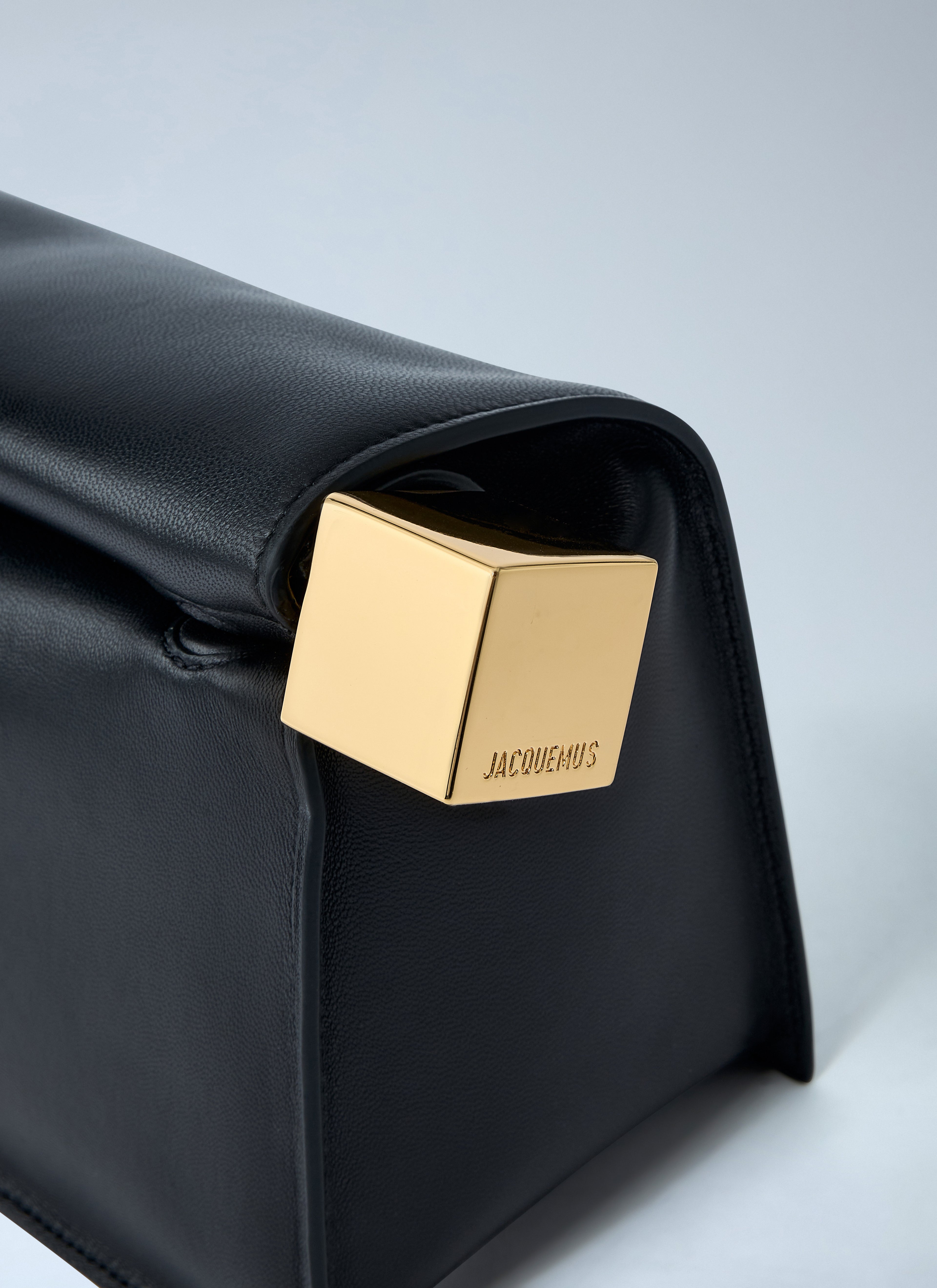 La Pochette Rond Carré Clutch