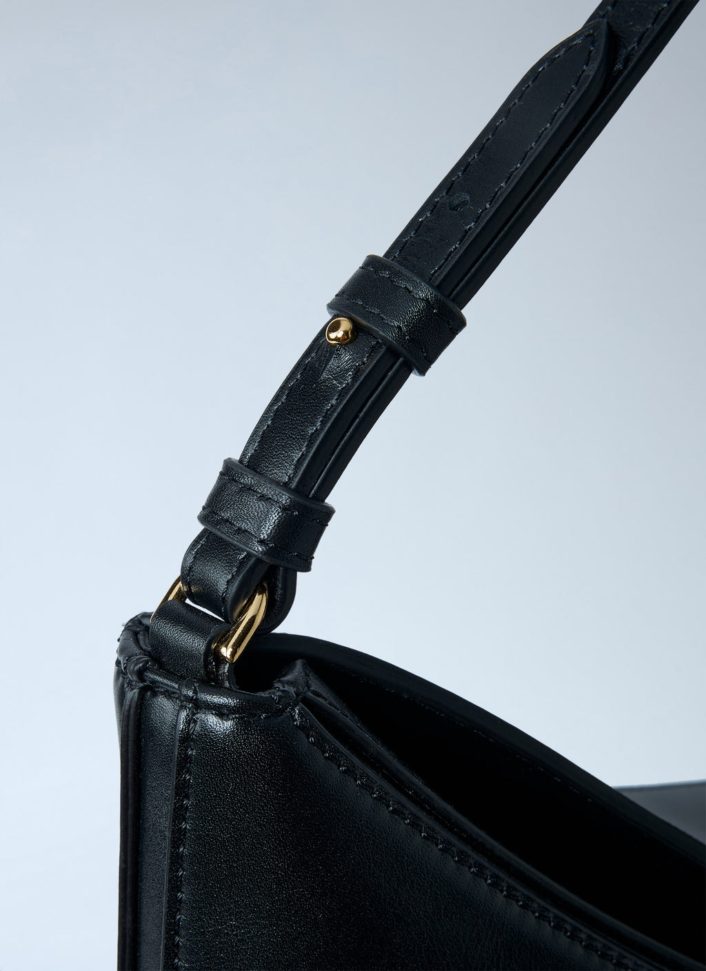 Le Calisso Shoulder Bag