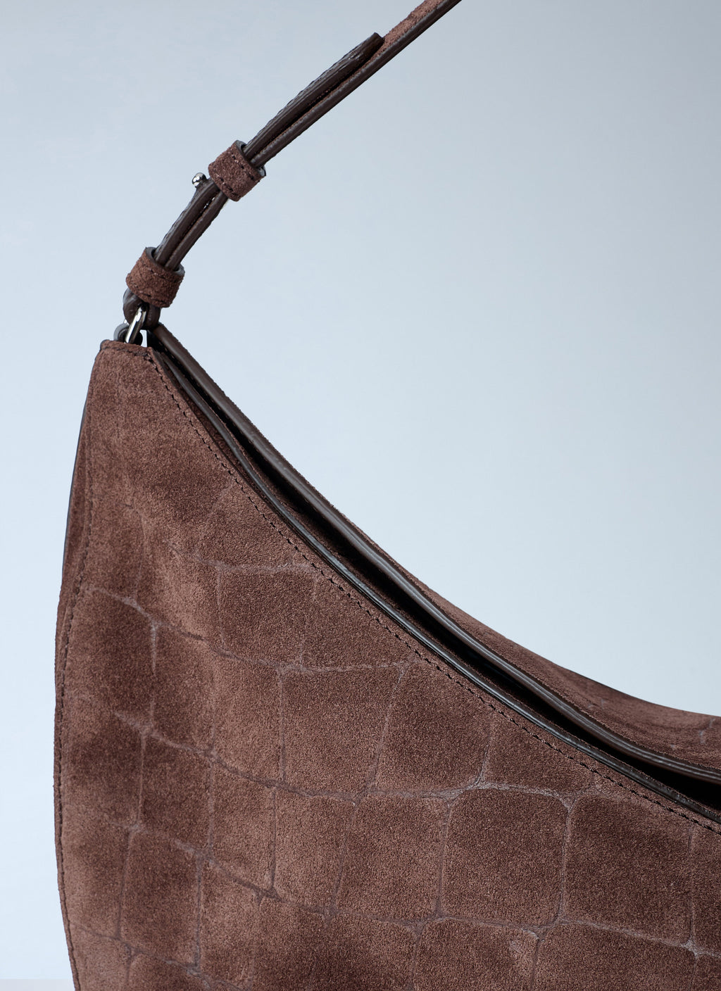 Le Calisso Round Shoulder Bag