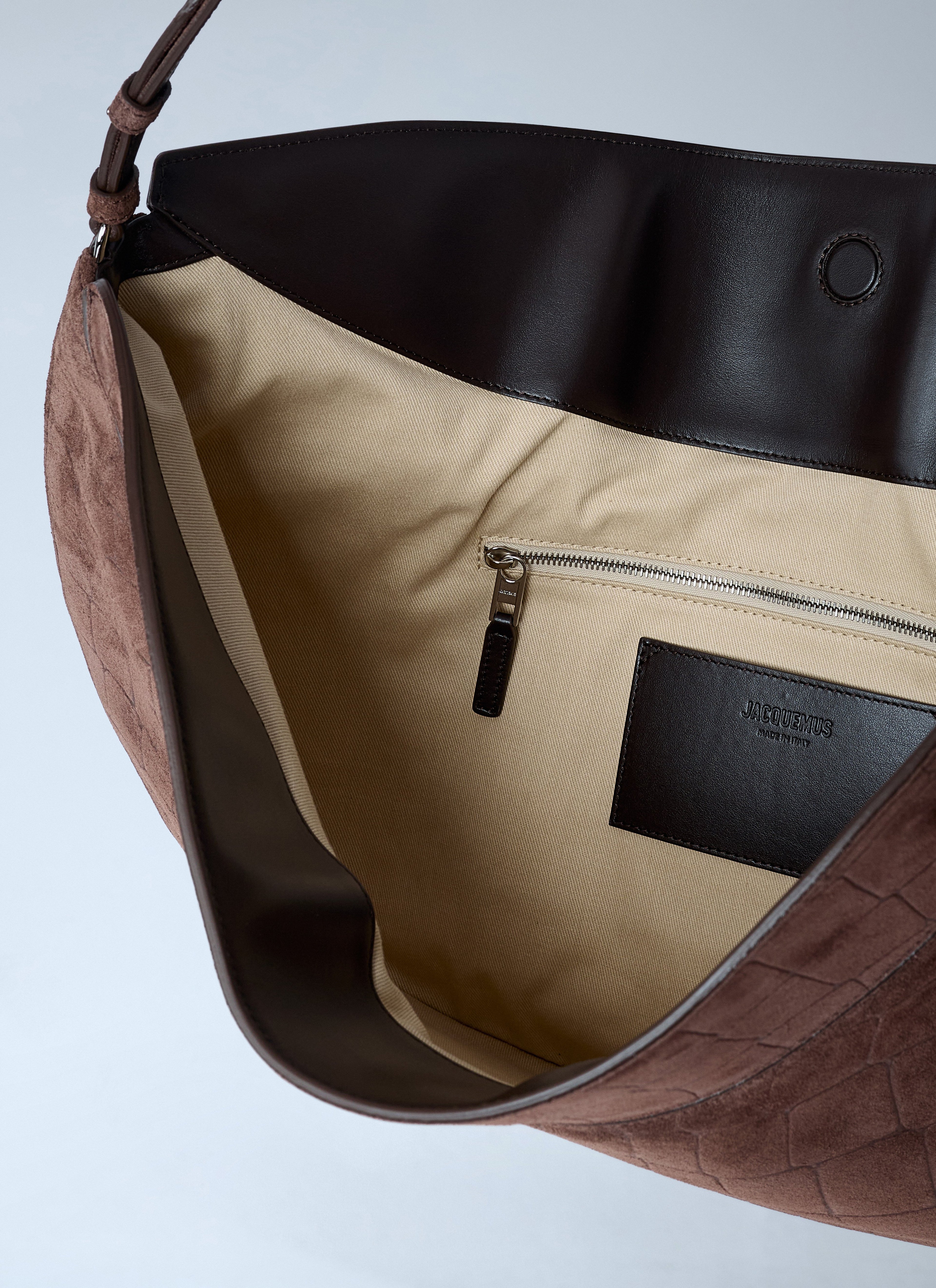 Le Calisso Round Shoulder Bag