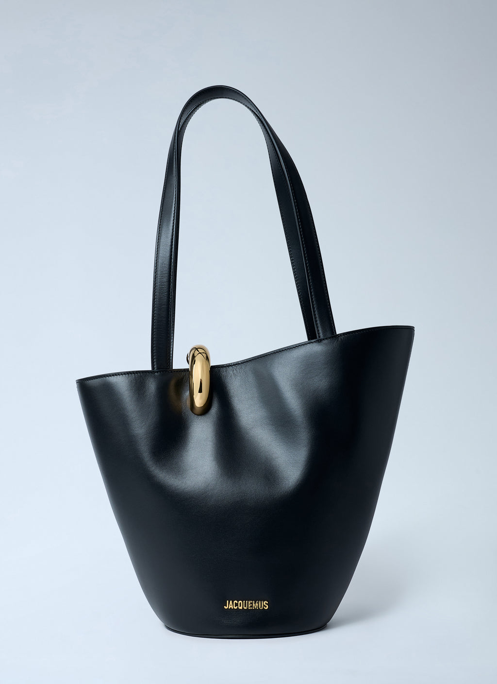 Le Moyen Bambola Bucket Bag
