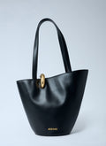 Le Moyen Bambola Bucket Bag