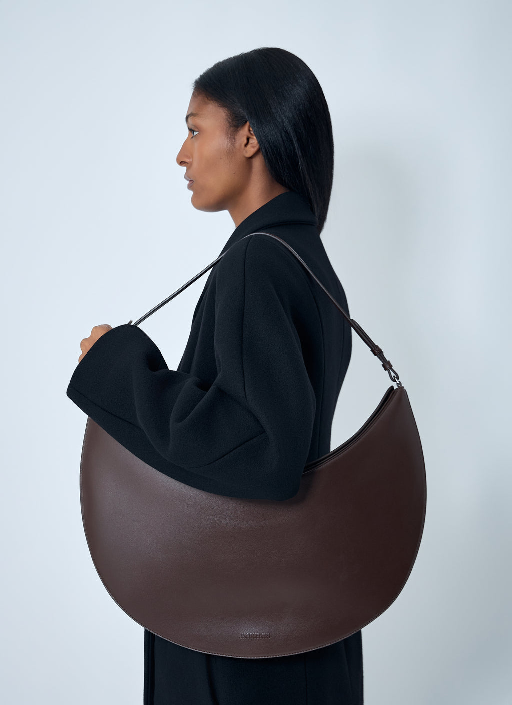 Le Calisso Round Shoulder Bag