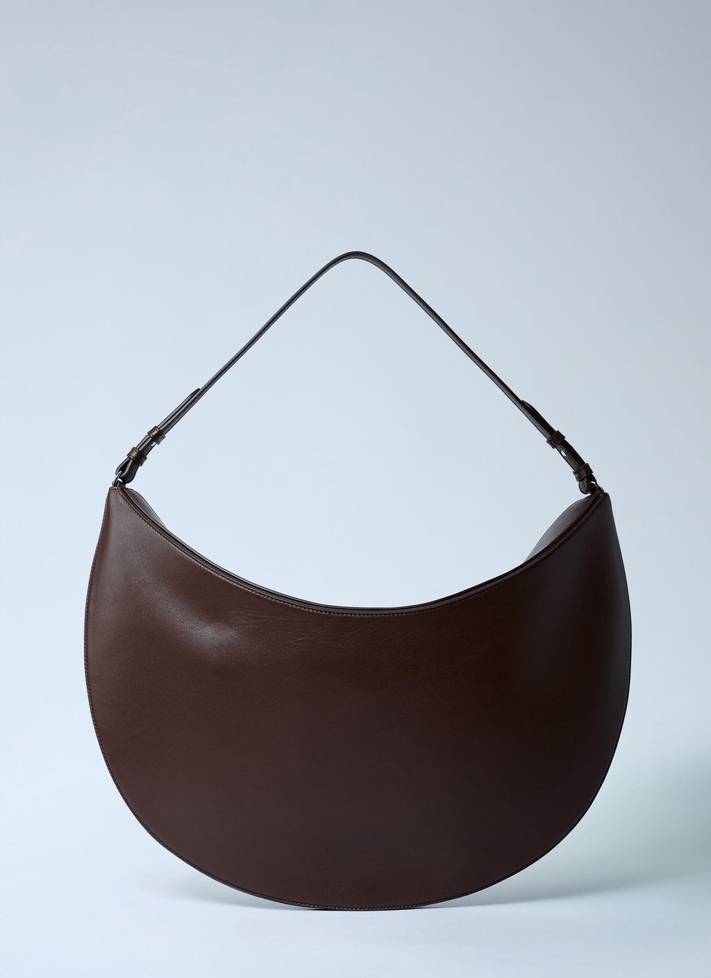 Le Calisso Round Shoulder Bag