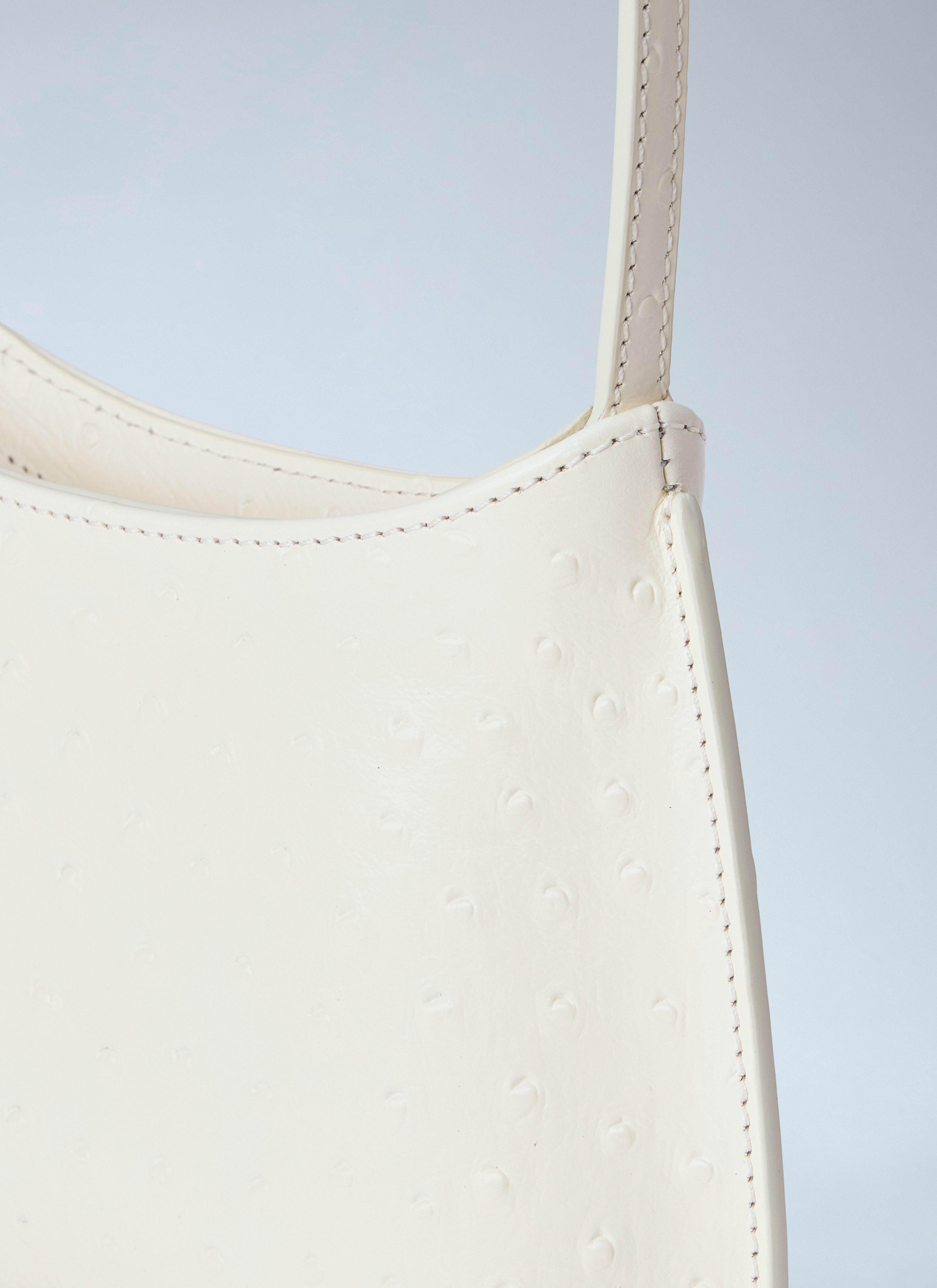 Le Petit Bisou Shoulder Bag