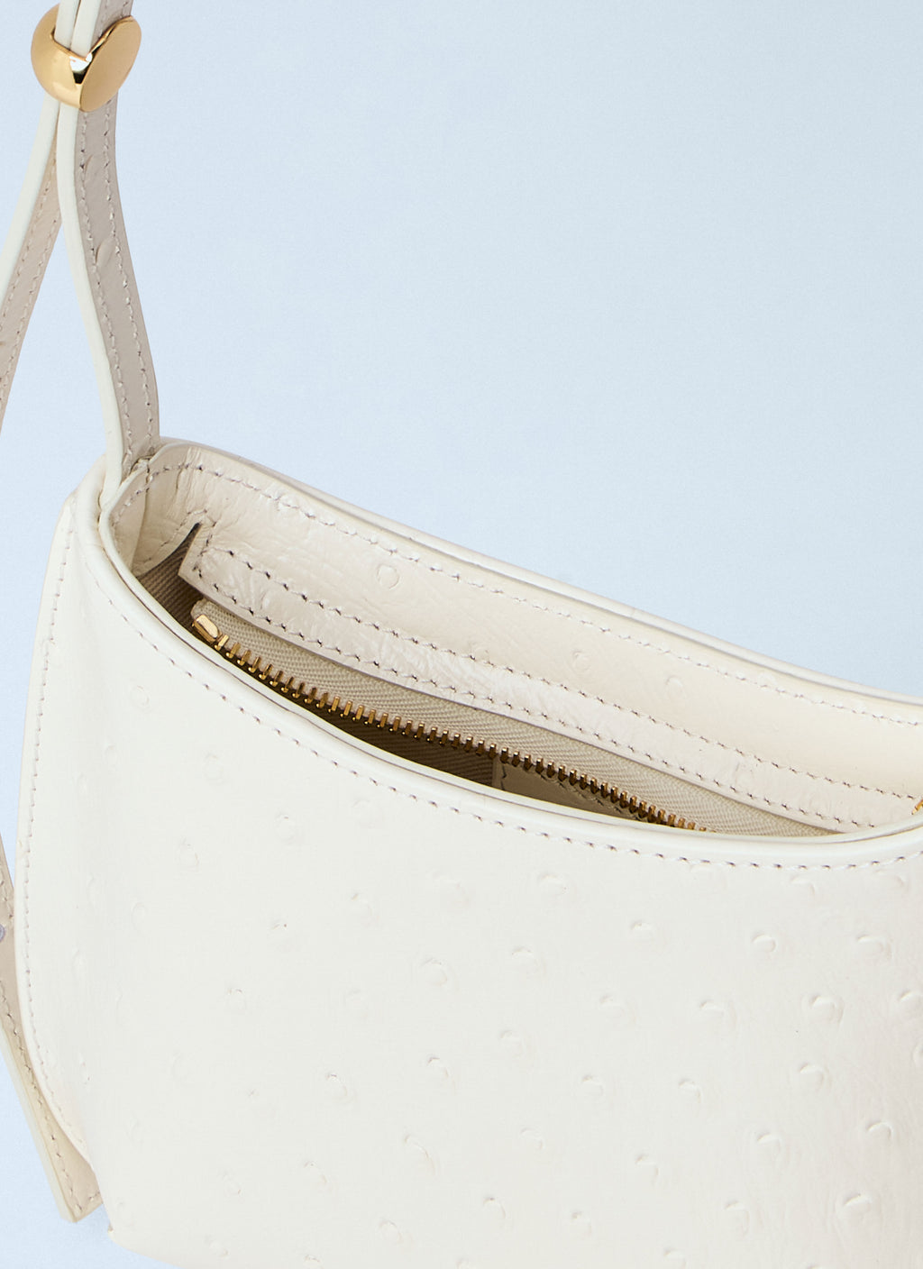 Le Petit Bisou Shoulder Bag