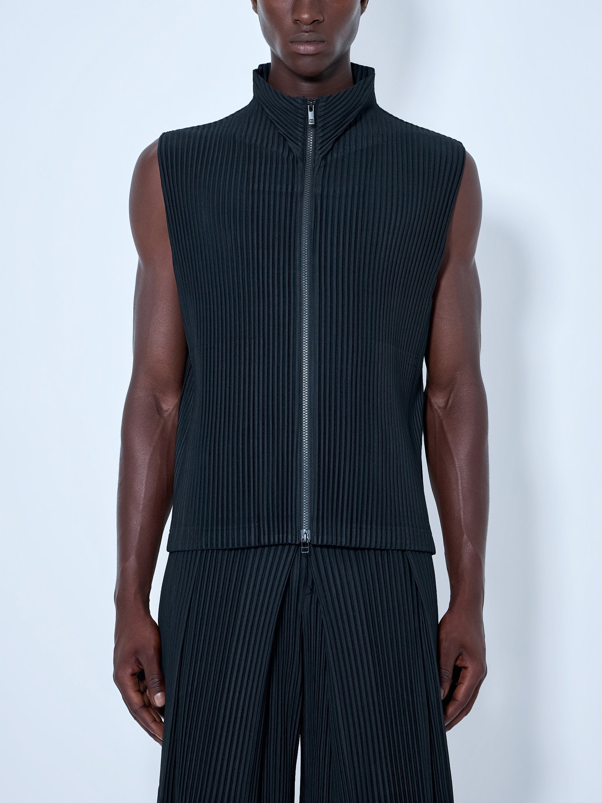 Sleeveless Ribbed Gilet