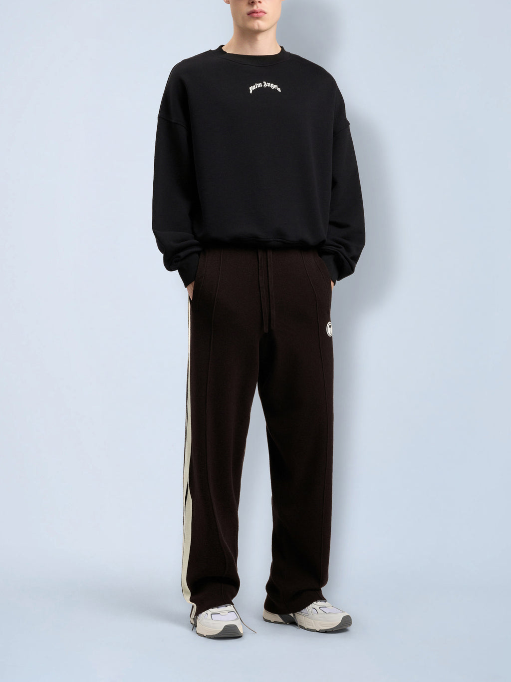 Back Curved Logo Loose Sweatshirt