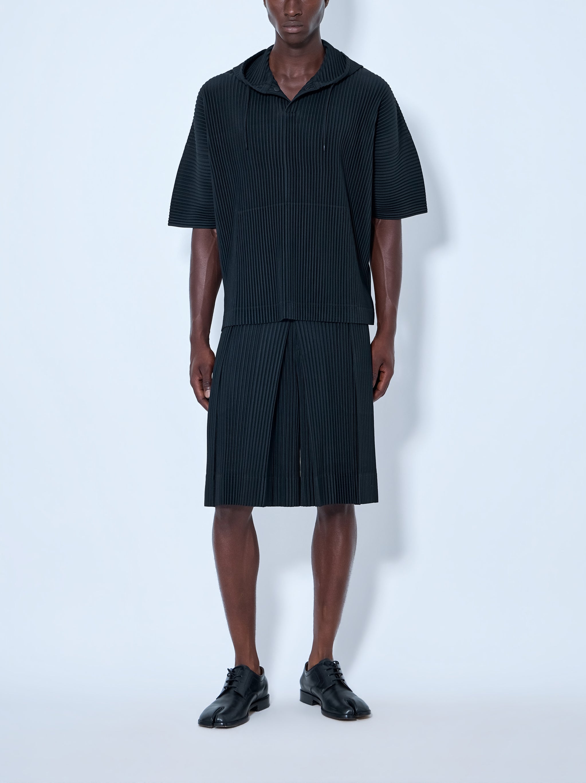 Pleated Short Sleeve Shirt
