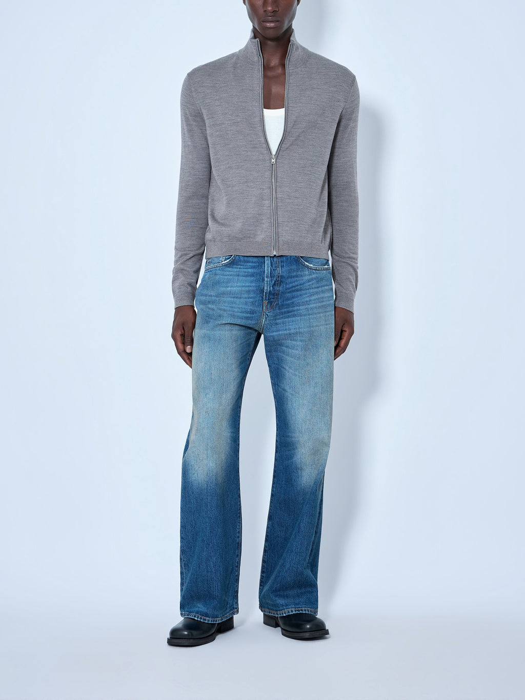 2021M Regular Fit Jeans