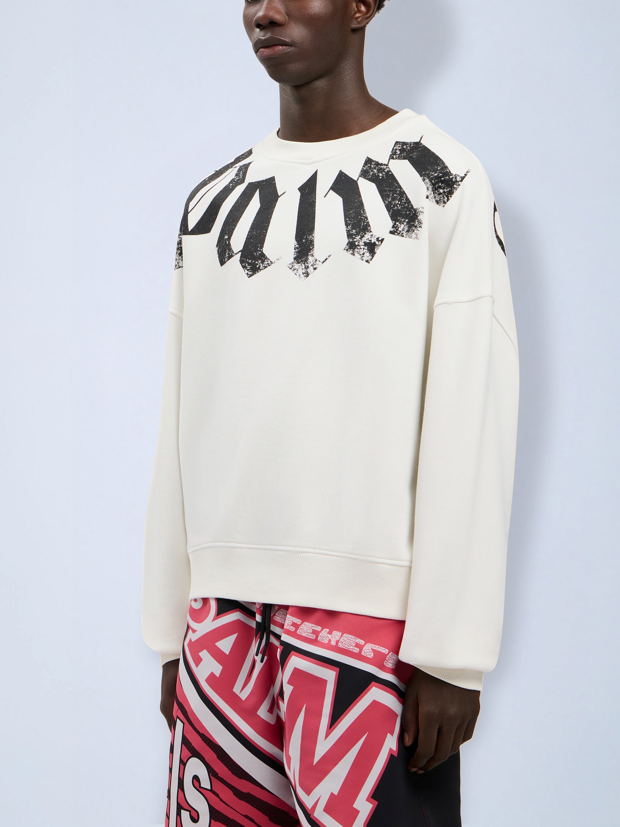 Big Neck Logo Loose Sweatshirt