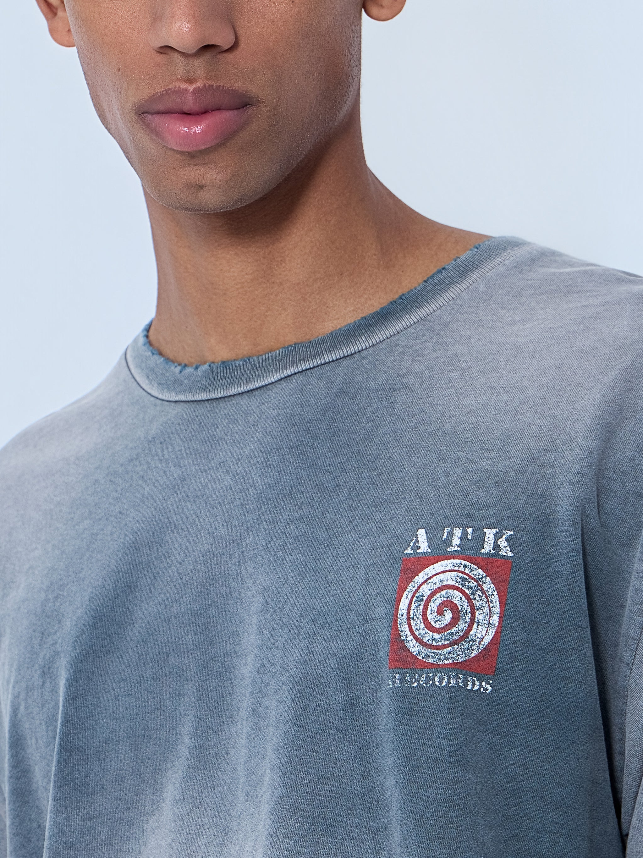 Crewneck Distressed T-Shirt