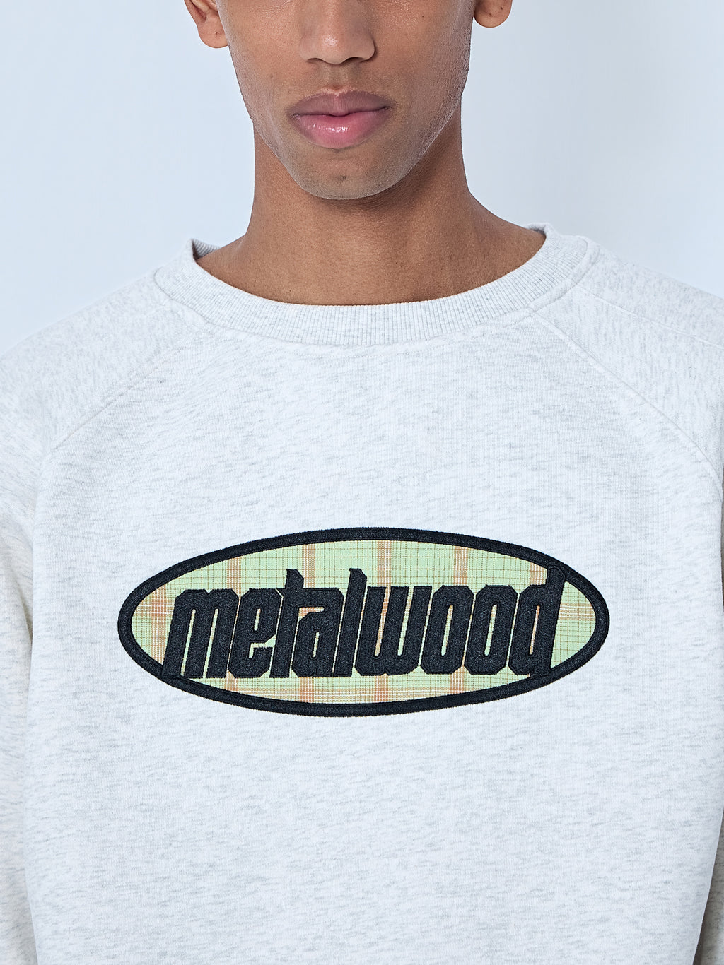 Raglan Sleeve Sweatshirt