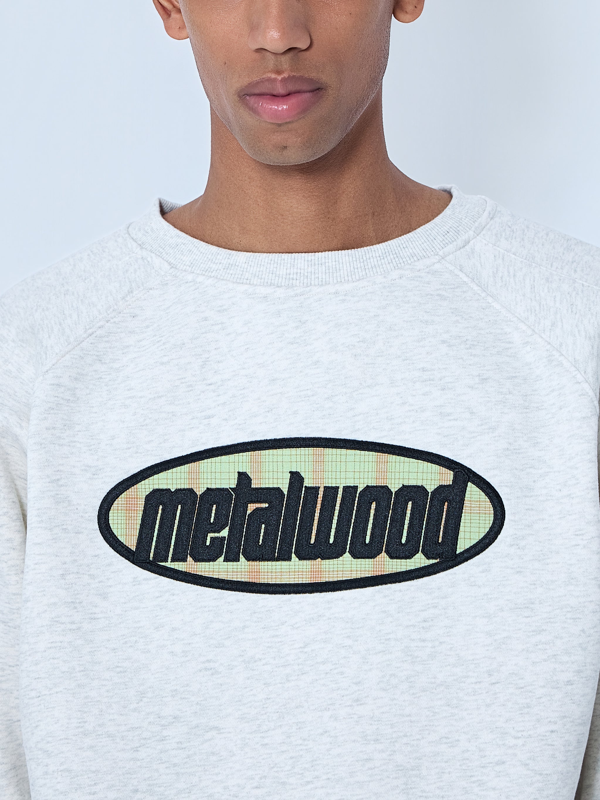 Raglan Sleeve Sweatshirt