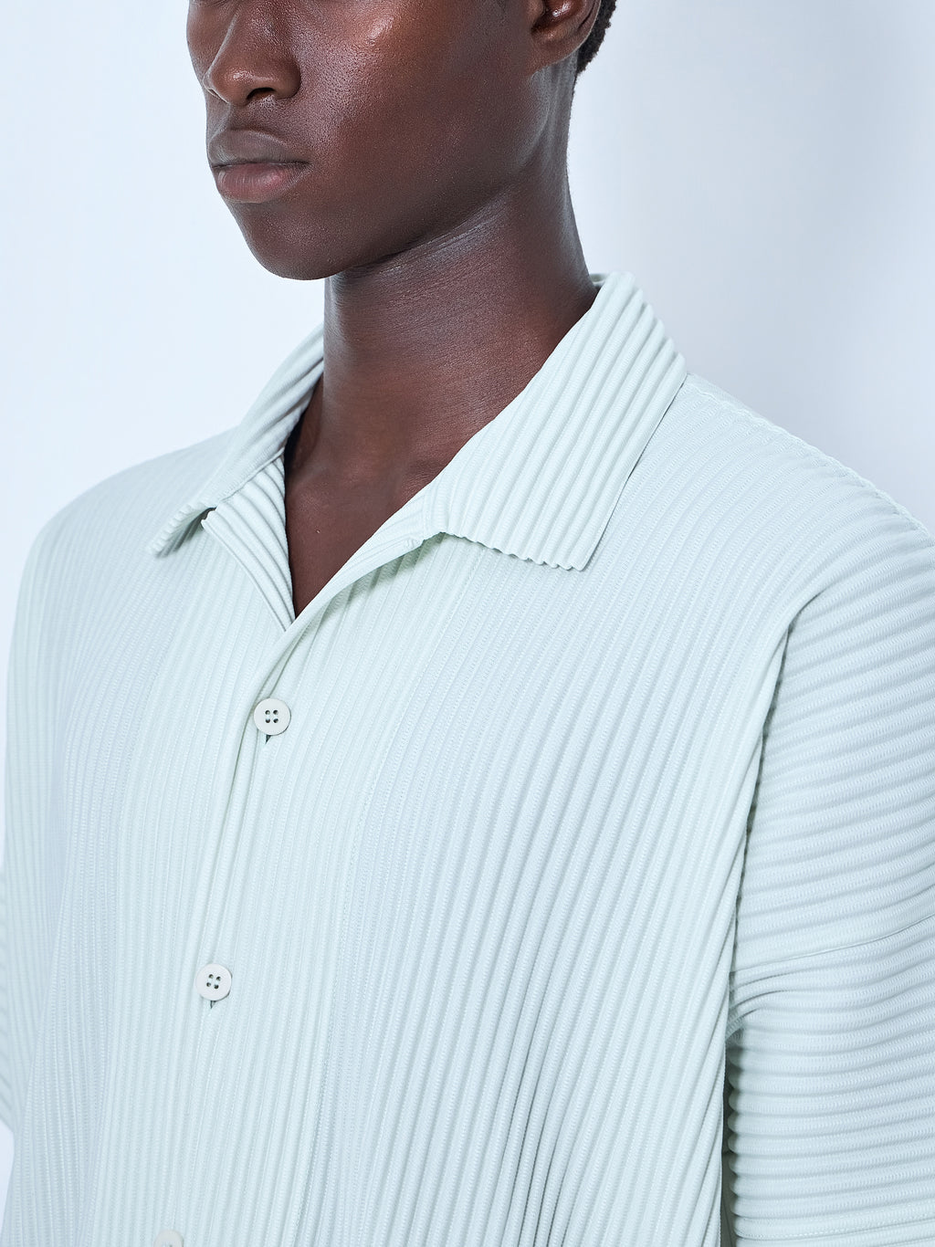 Pleat Short Sleeve Shirt