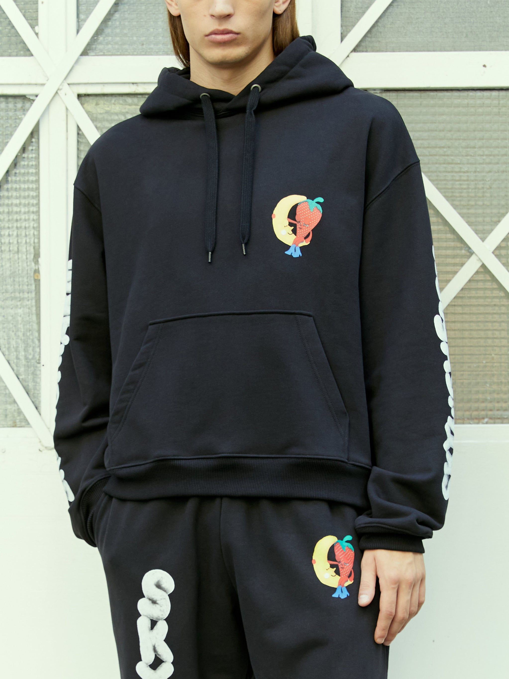 Graphic Print Hooded Sweatshirt