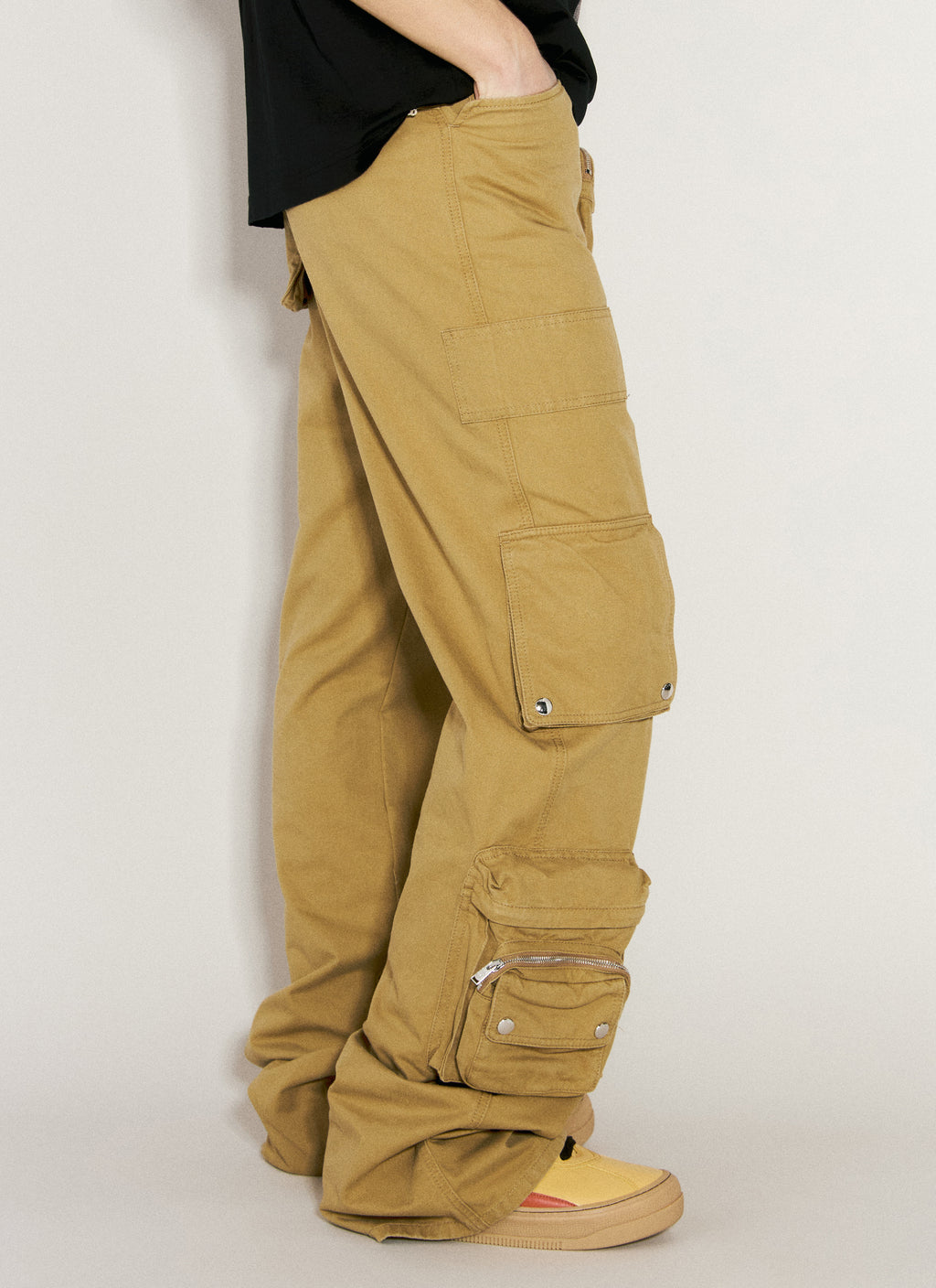 Utility Pockets Pants