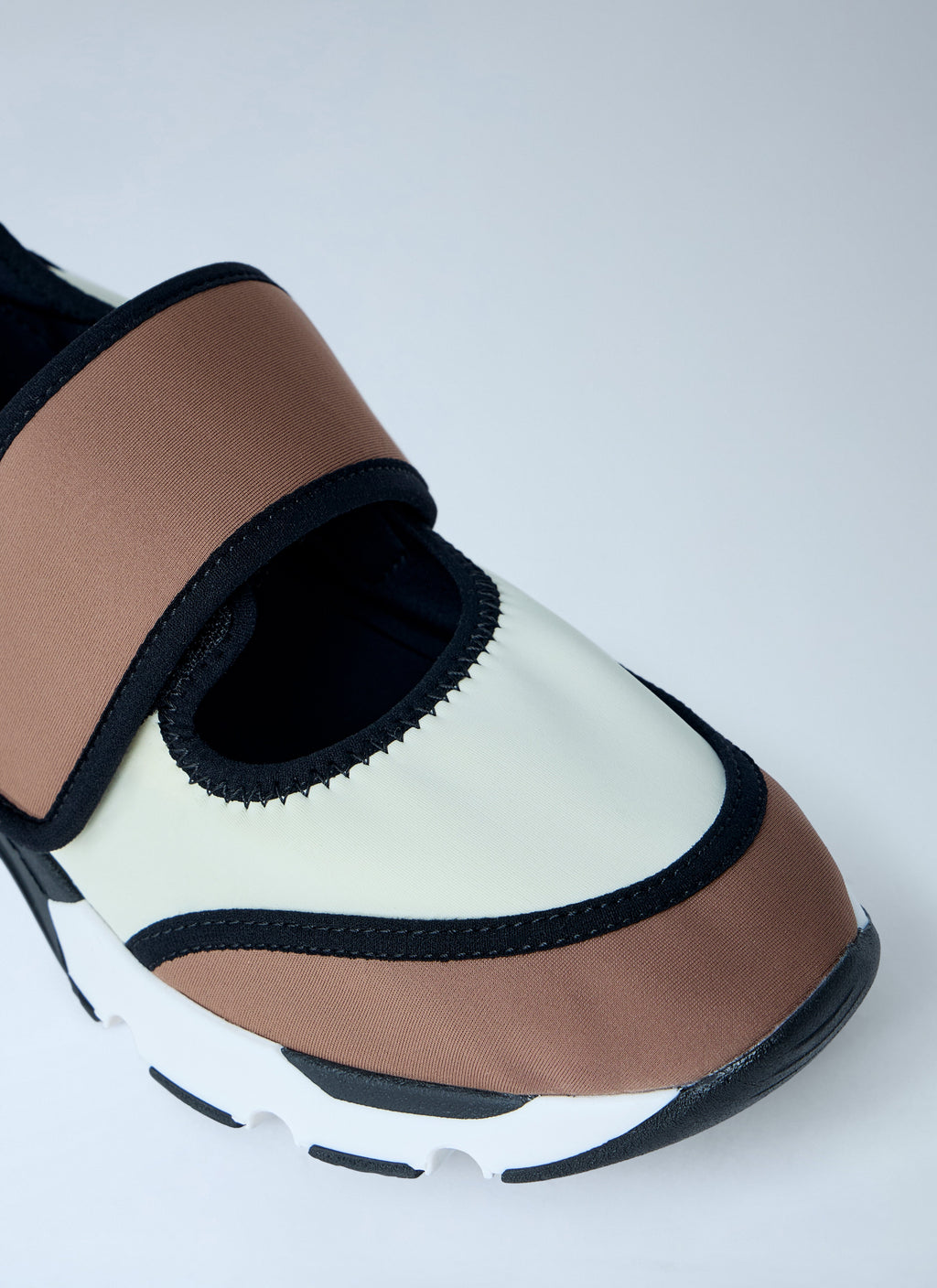 Low-Top Sneakers