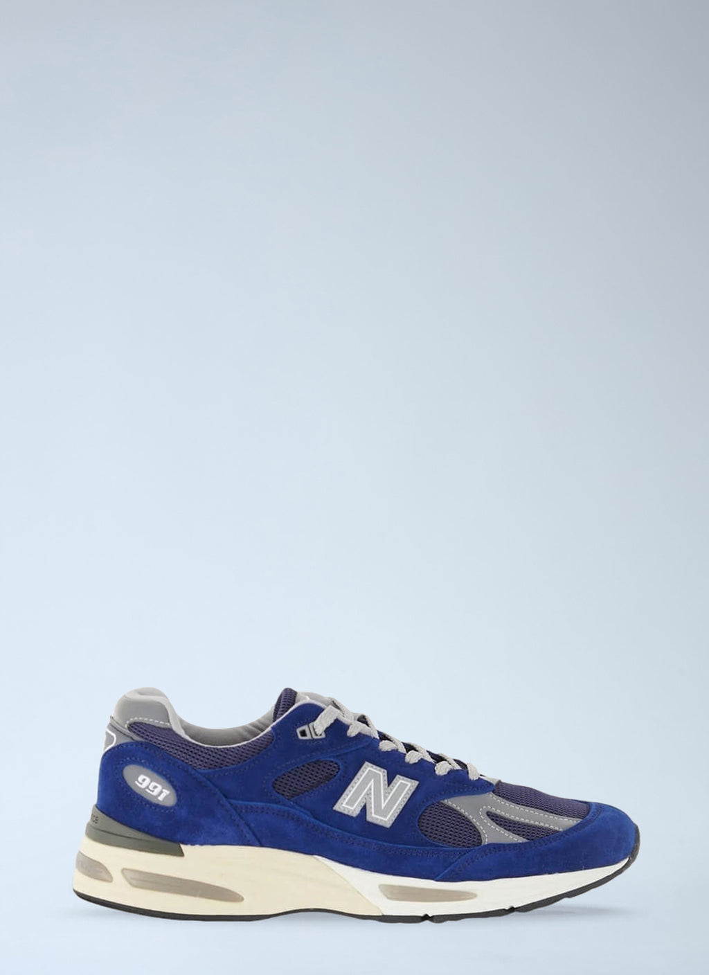 U991VB2 Made in UK Sneakers