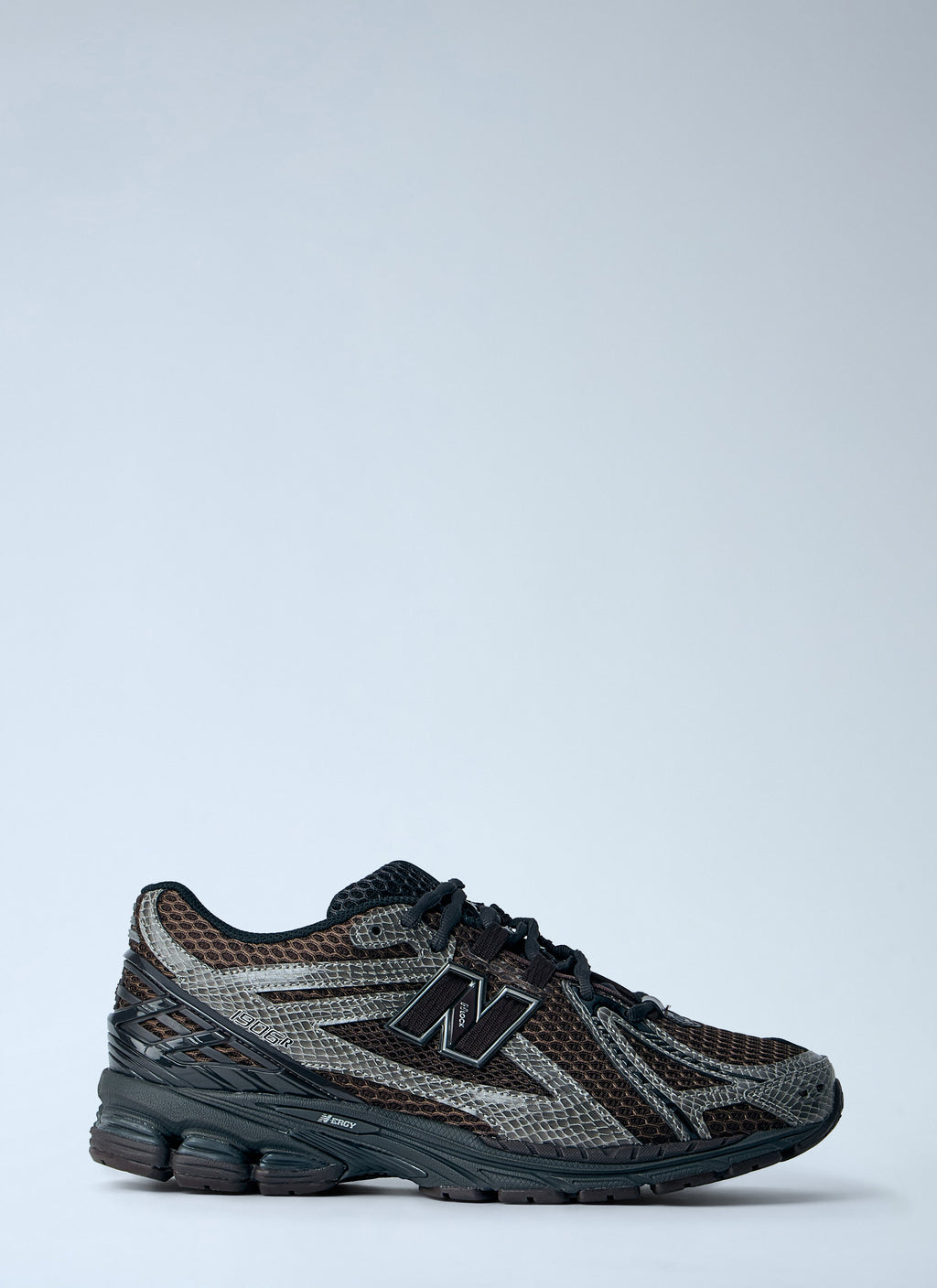 1906 Sneakers