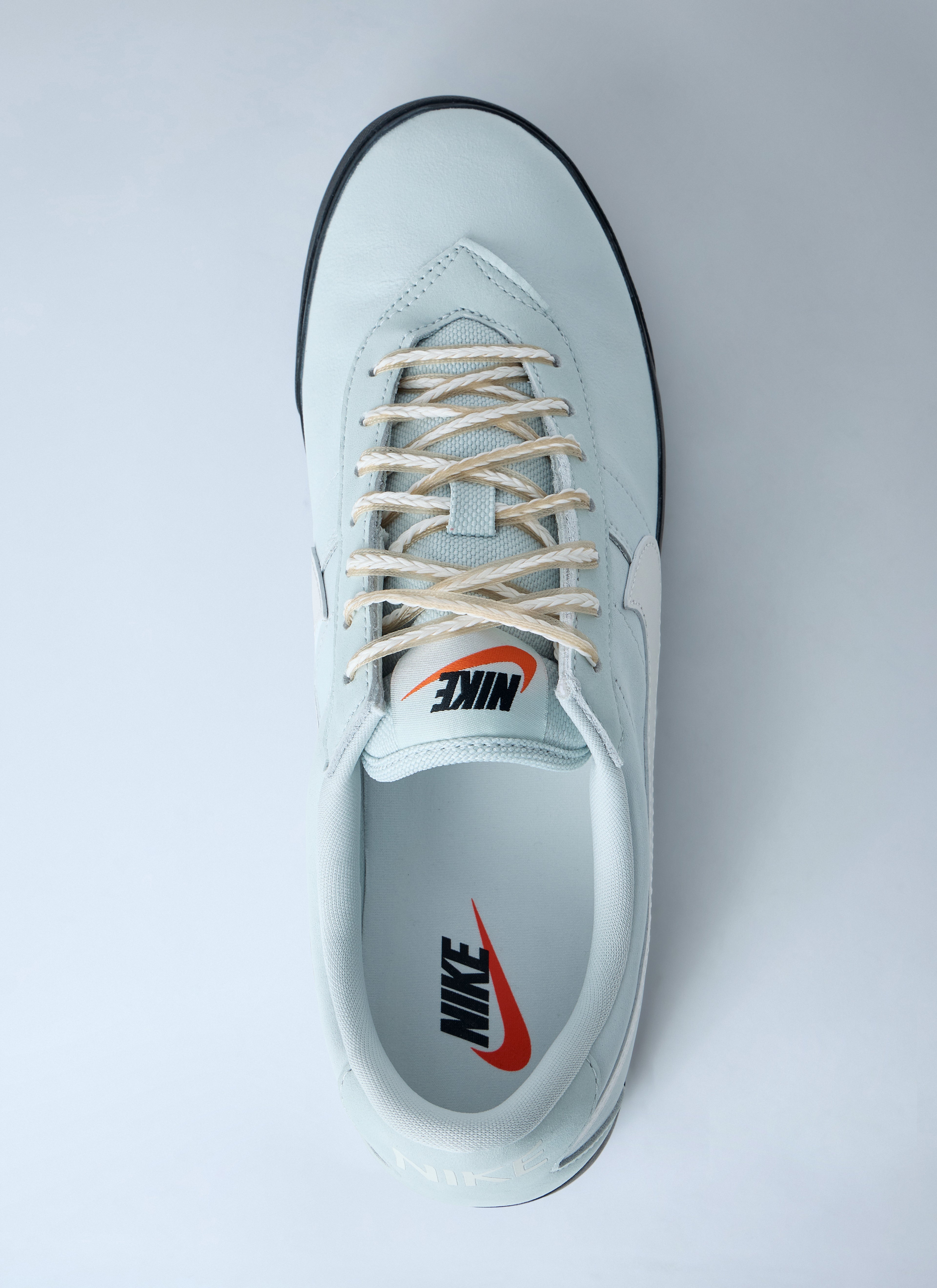 Astrograbber Sneakers