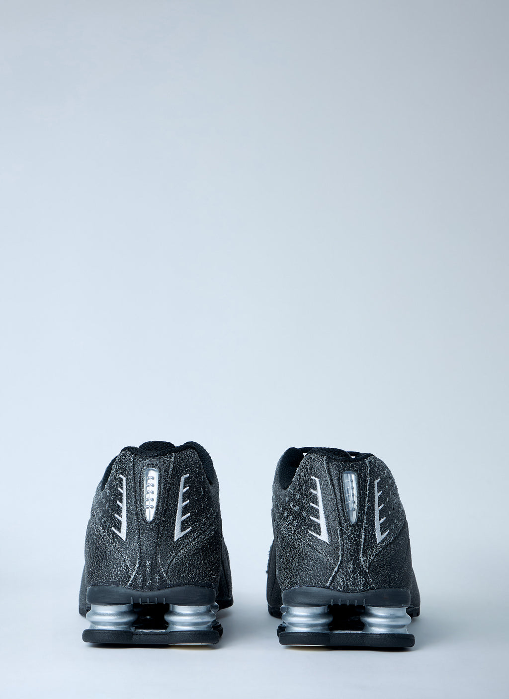 Shox R4 QS Sneakers