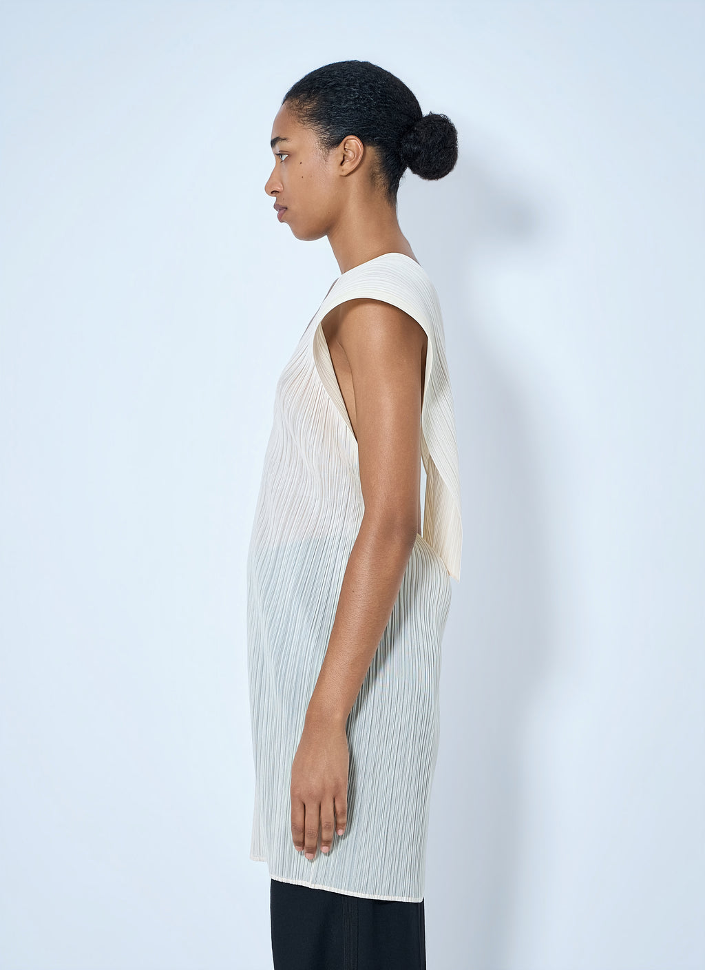 Sleeveless Pleated Tunic