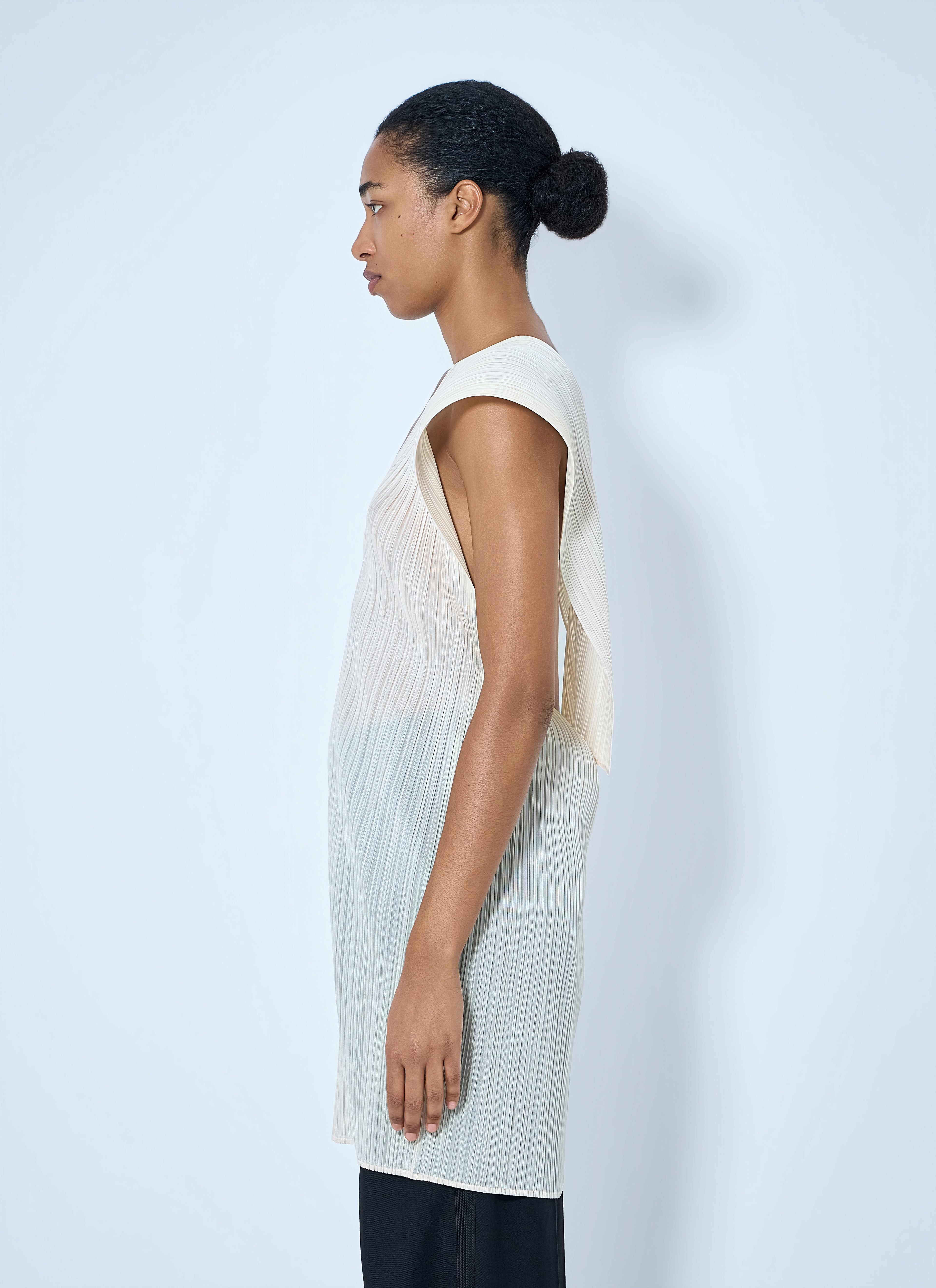Sleeveless Pleated Tunic
