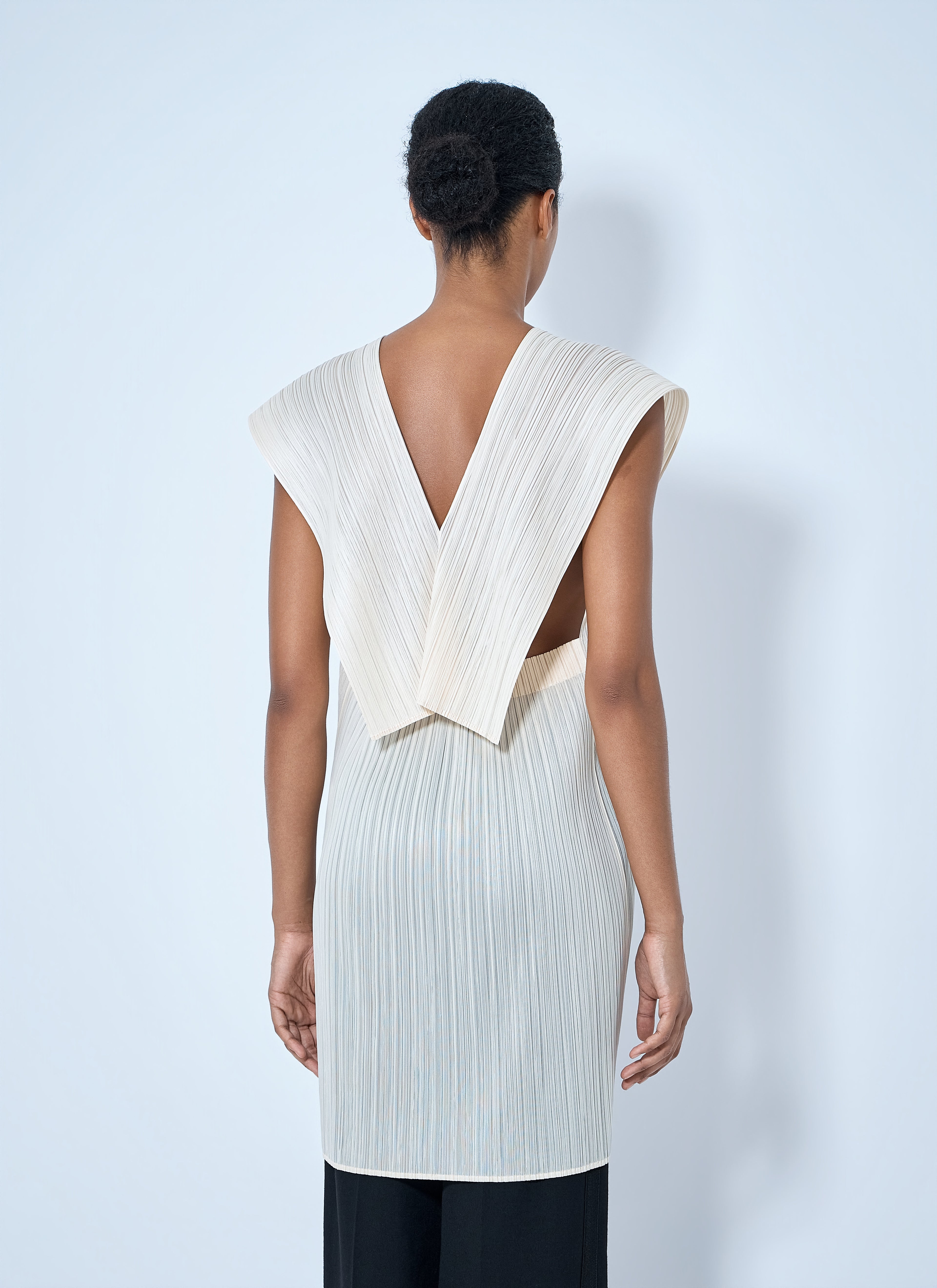 Sleeveless Pleated Tunic