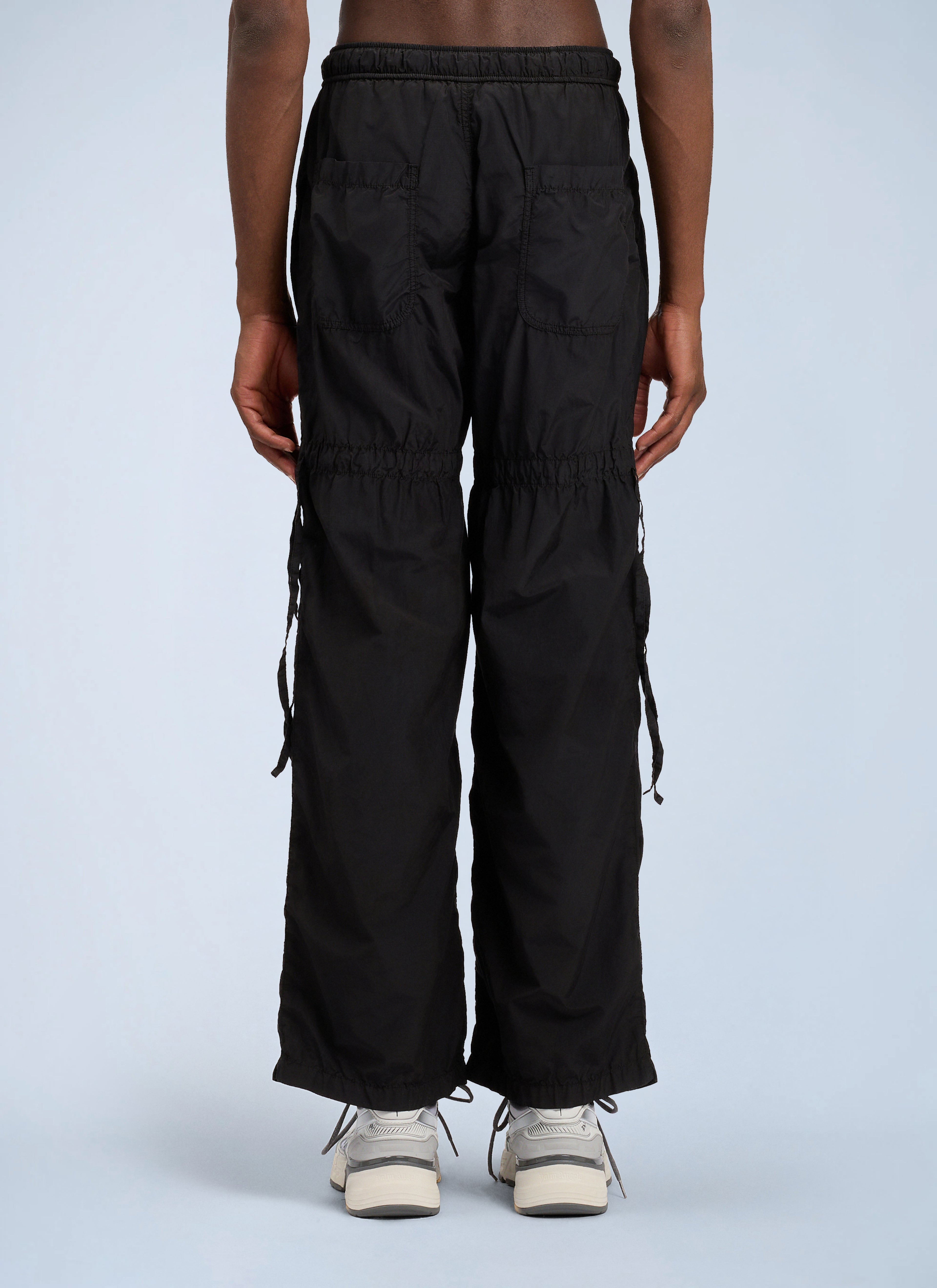 Curved Logo Draws Cargo Pants