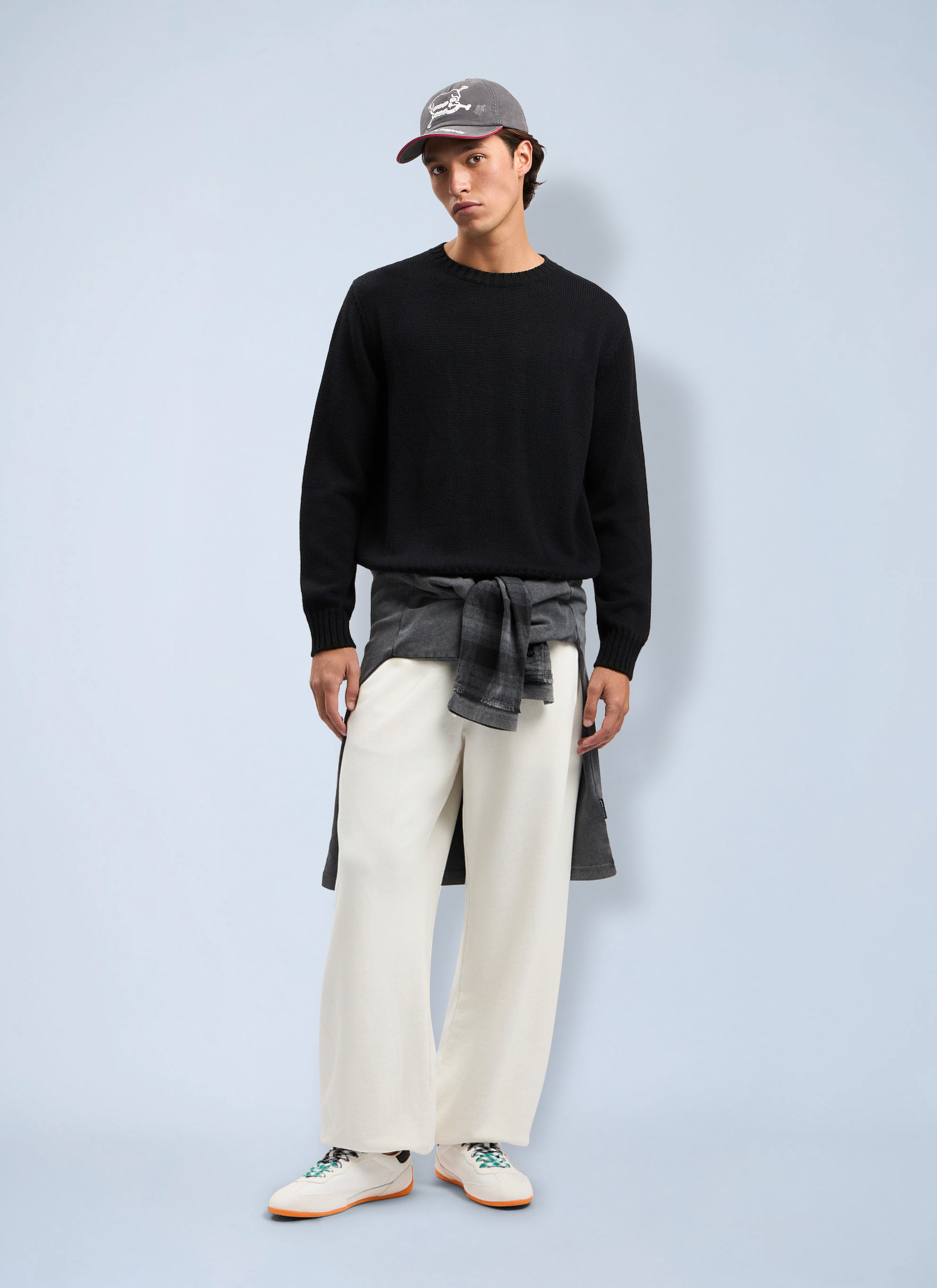 Back Curved Logo Sweater