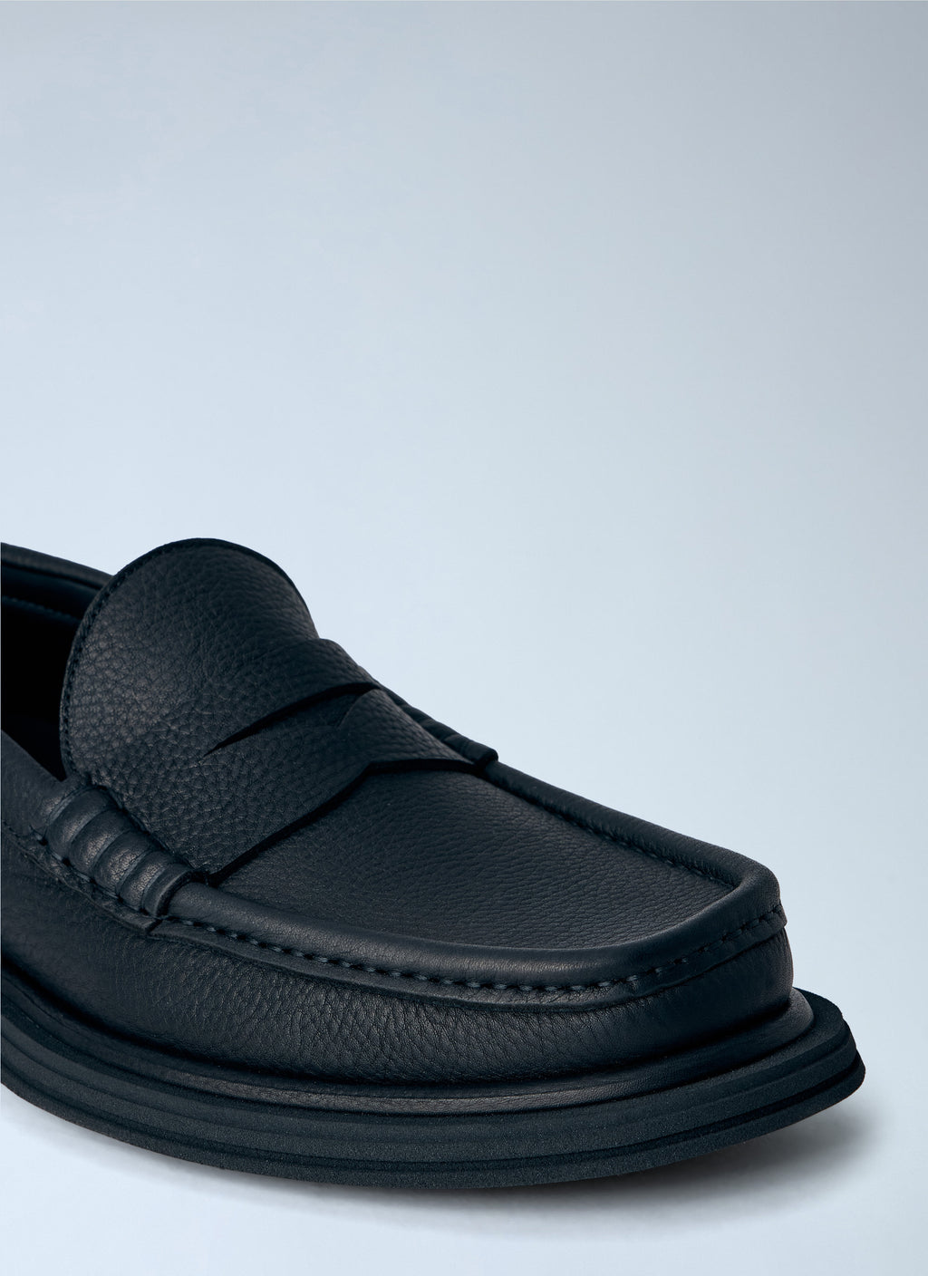 Anglo-Santa Loafers