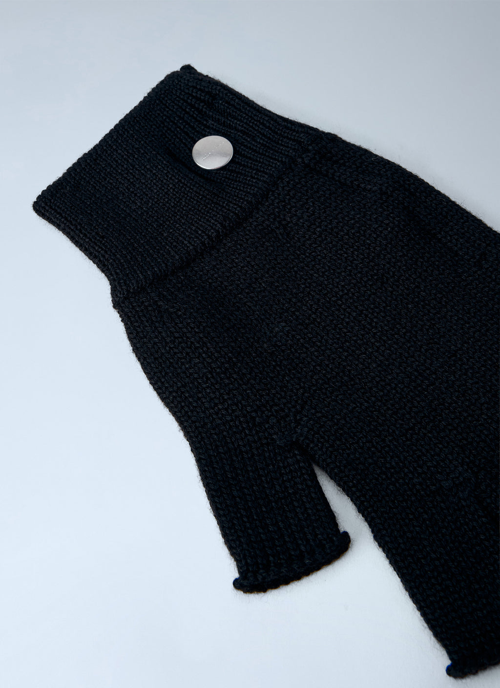 Ribbed Trim Fingerless Gloves