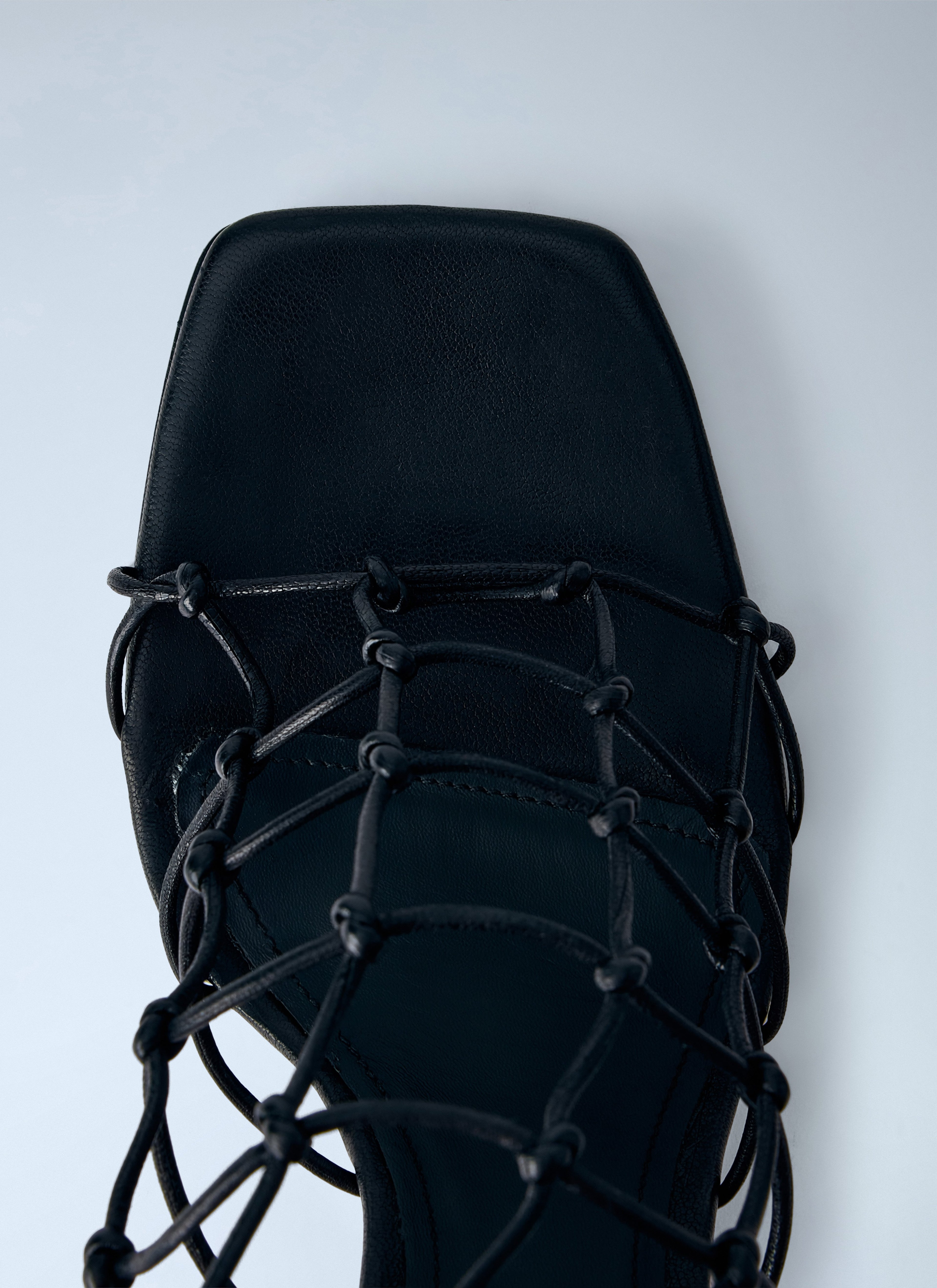 Web Cantilever 8 Sandals