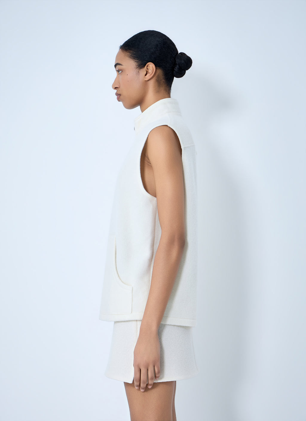 Sleeveless Zip Vest