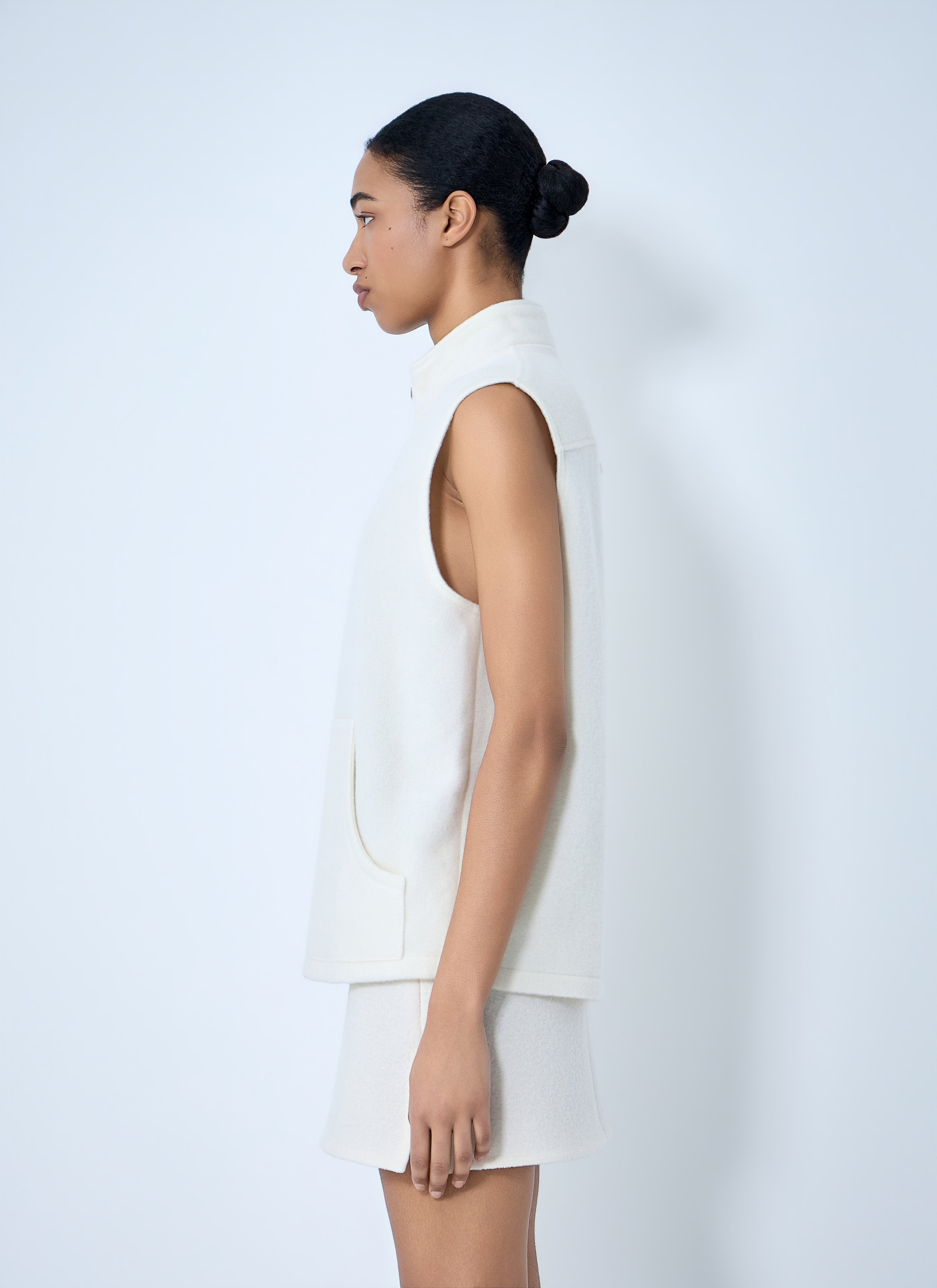 Sleeveless Zip Vest