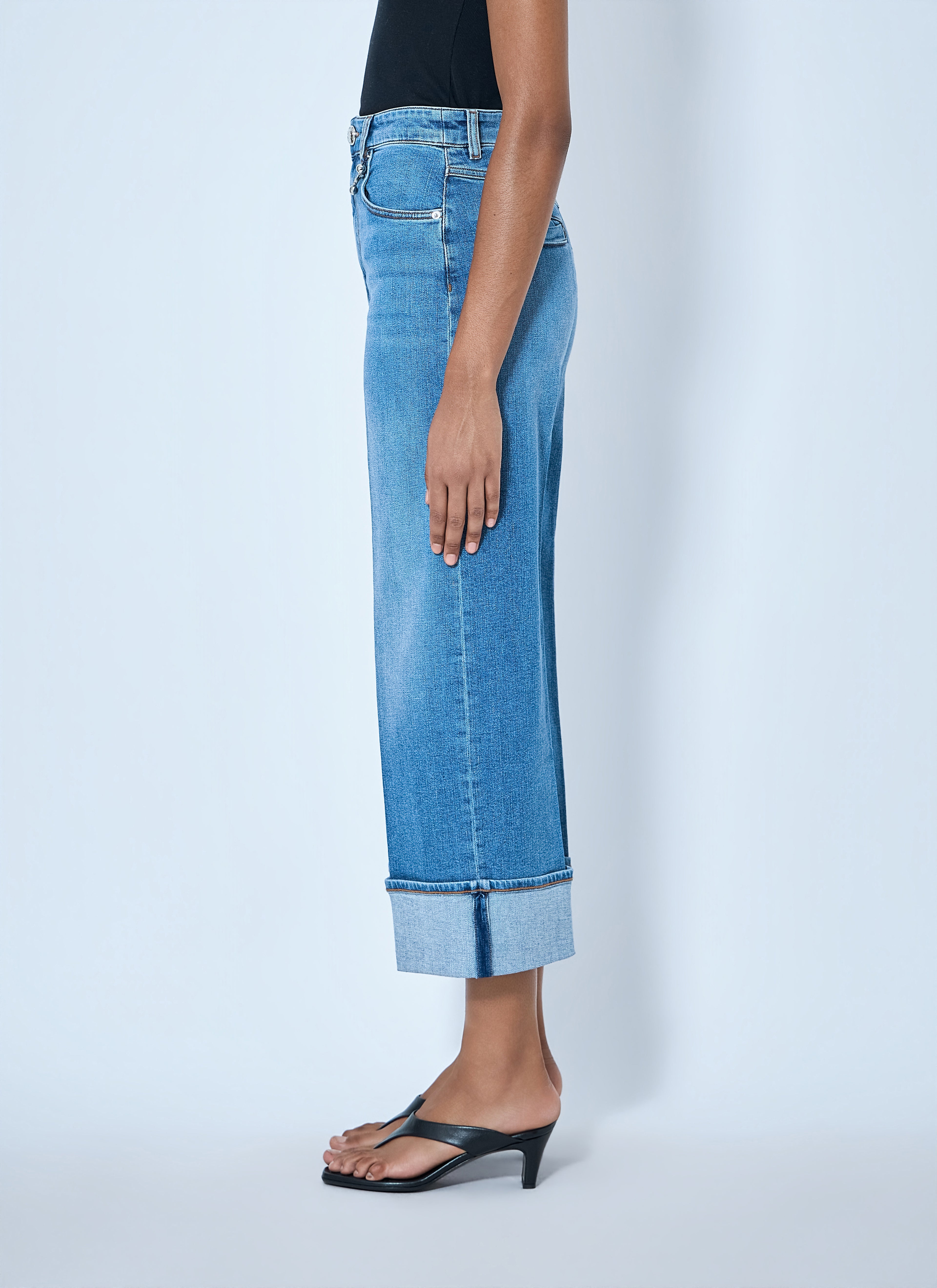 Cropped Wide-Leg Denim Jeans