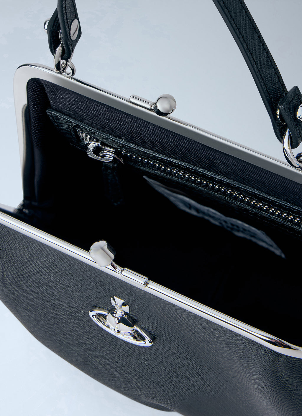 Granny Frame Purse