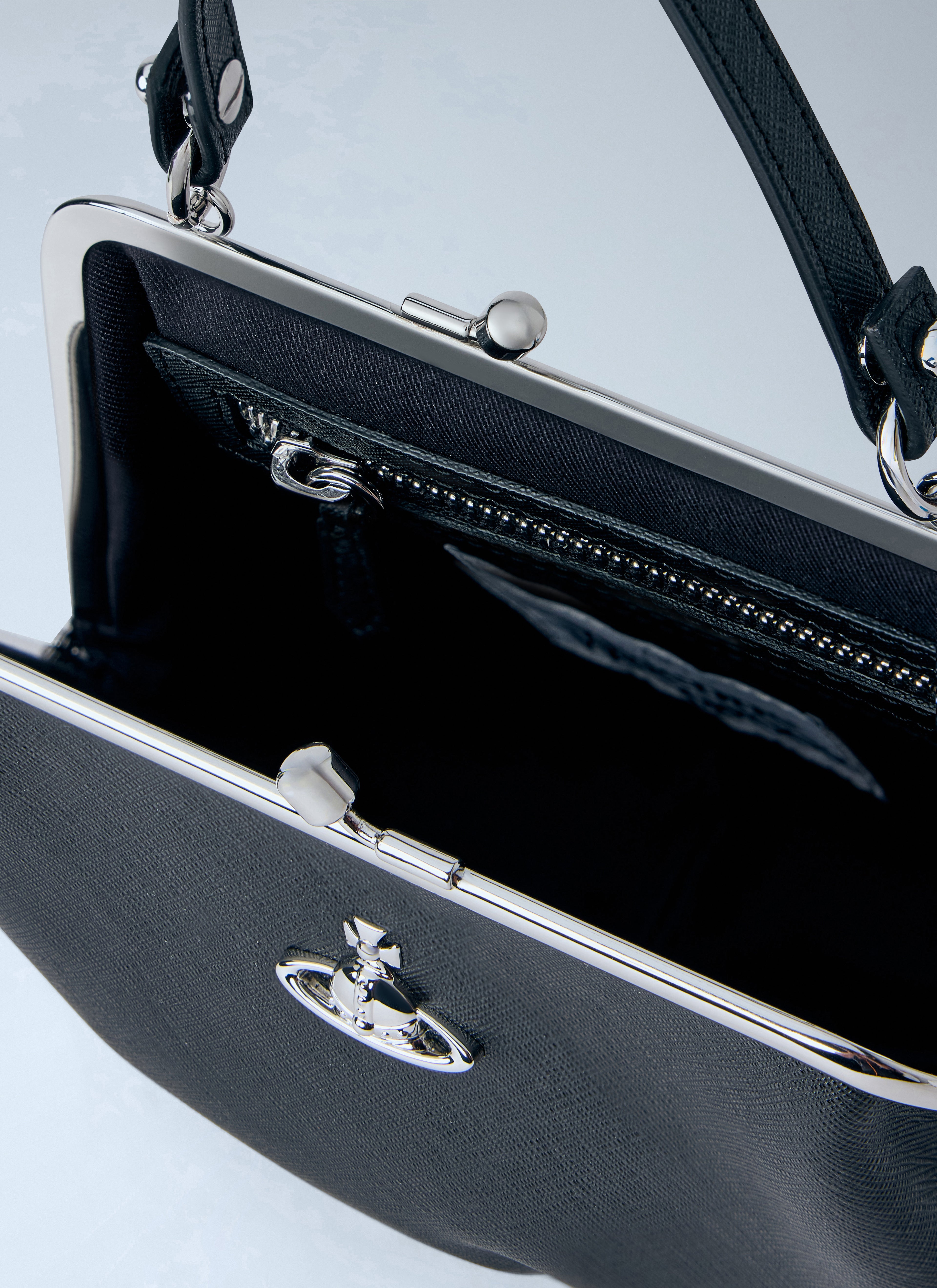 Granny Frame Purse
