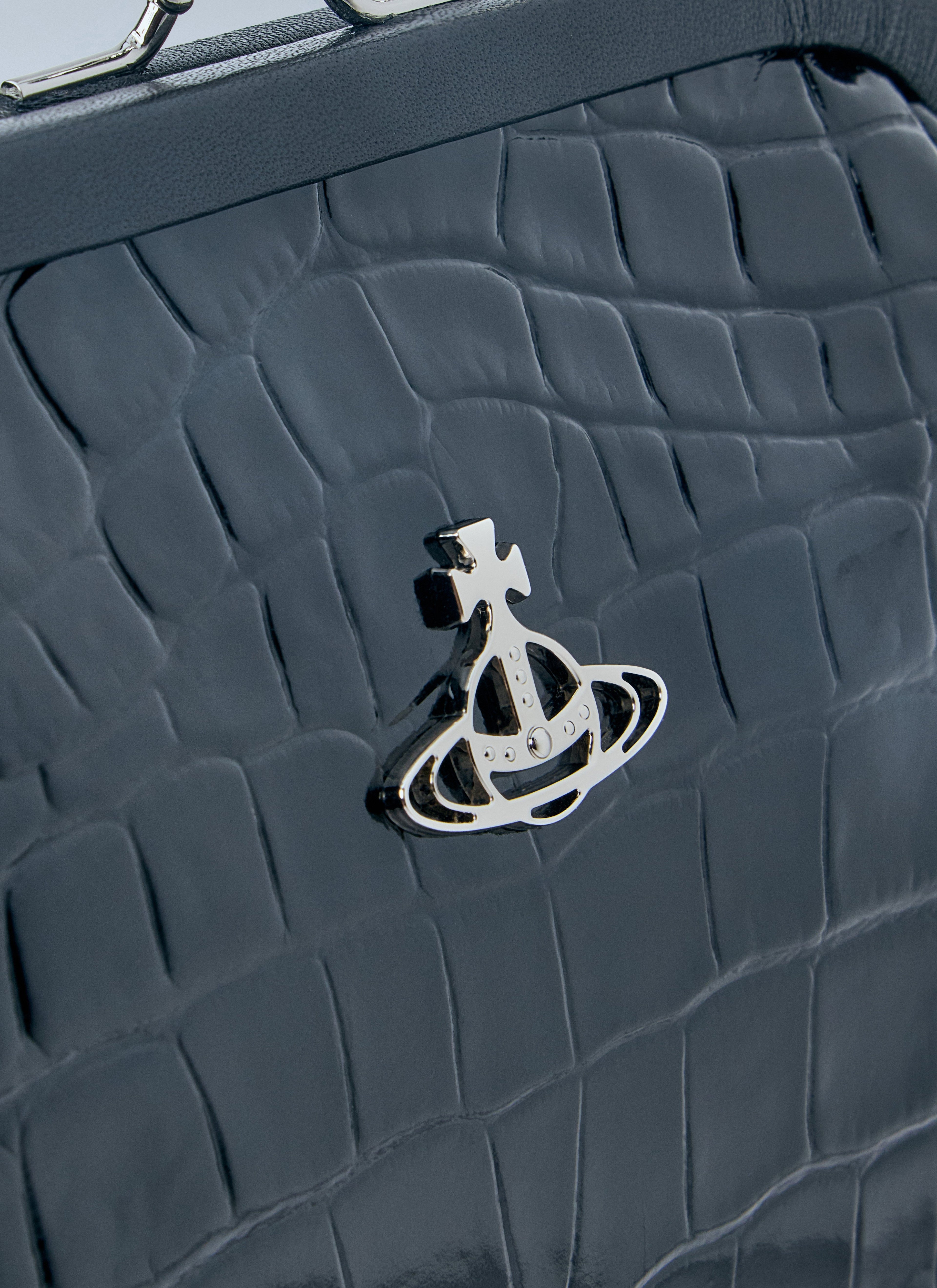 Vivienne's Clutch