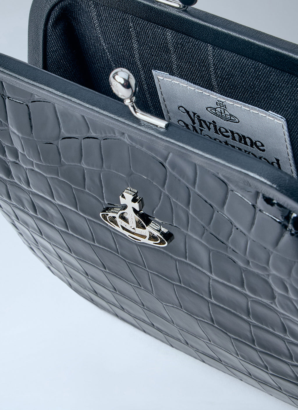 Vivienne's Clutch