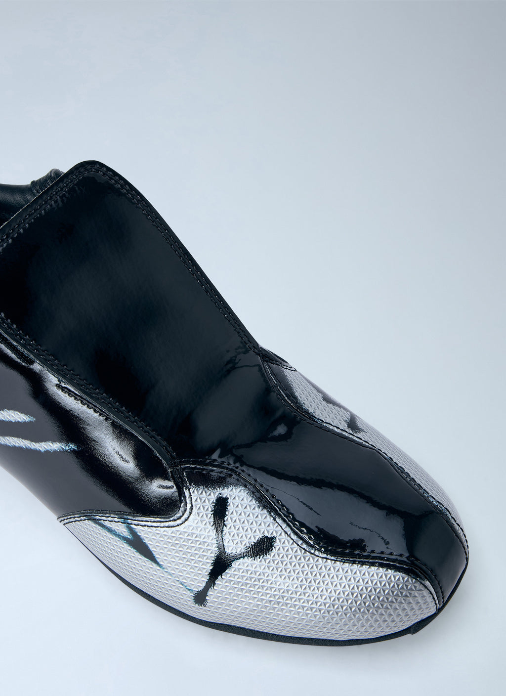 F50 AOP Sneakers