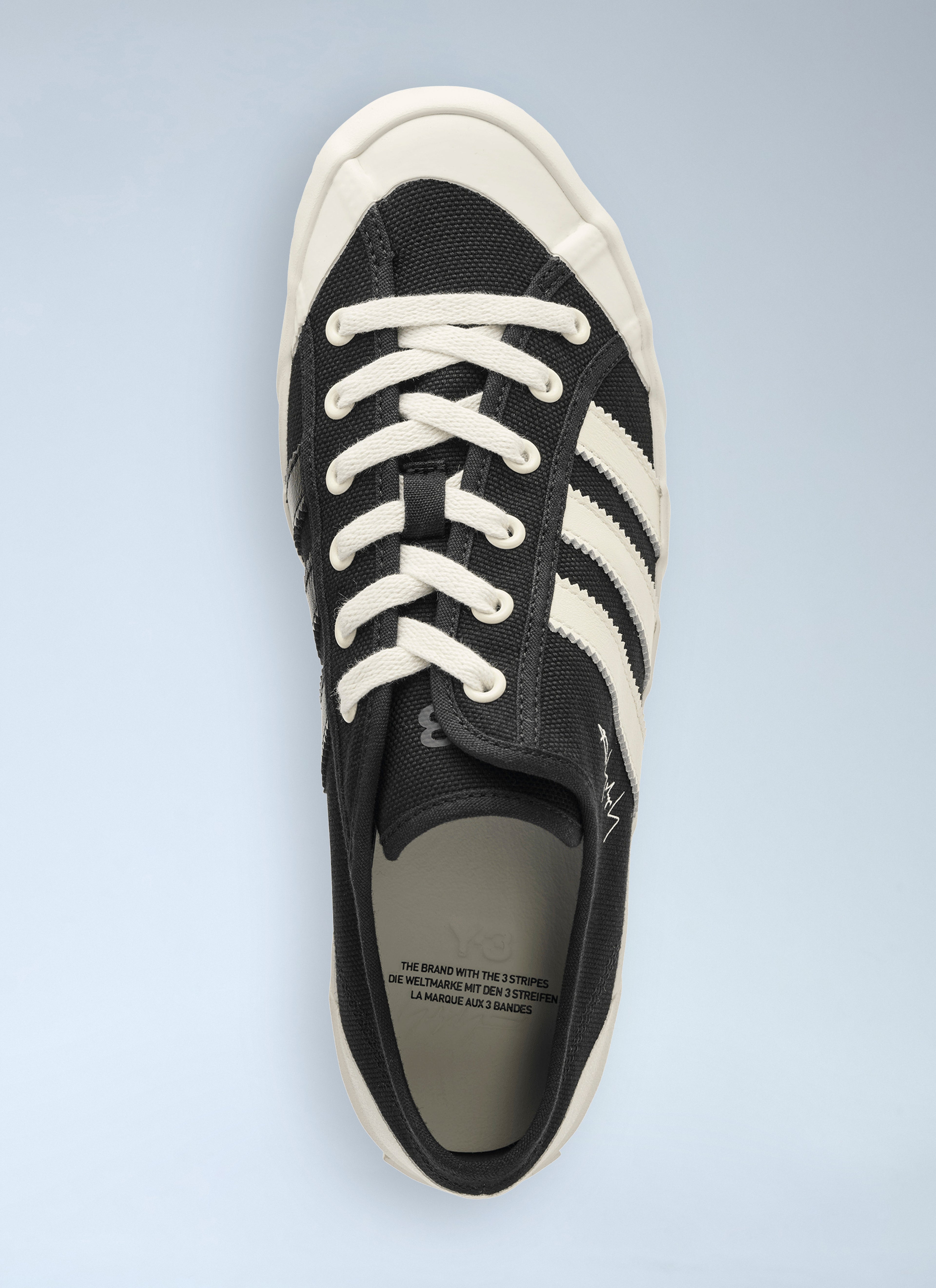 Adria Sneakers